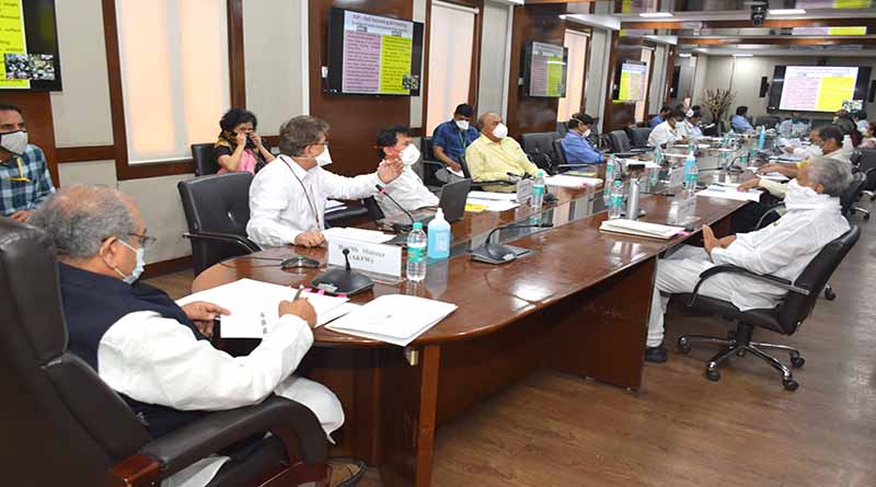 Govt sets foodgrains production target at 298 mn tonnes for FY 2020-21