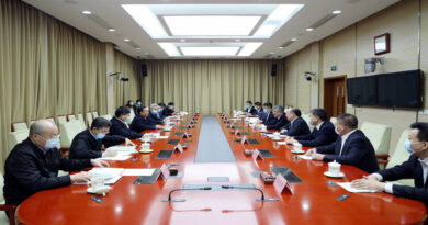 Fully Realize the Role of Enterprises in Promoting Scientific Innovation in Seed Industry and Development