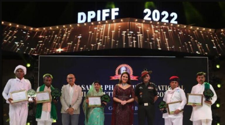 Organic India Felicitates the Heroes of Indian Agriculture with Dharti Mitr Award at the Dadasaheb Phalke International Film Festival 2022