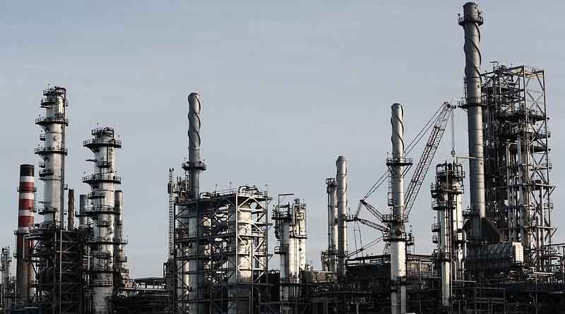 As the rupee falls, Indian agrochemical companies stop purchasing raw materials