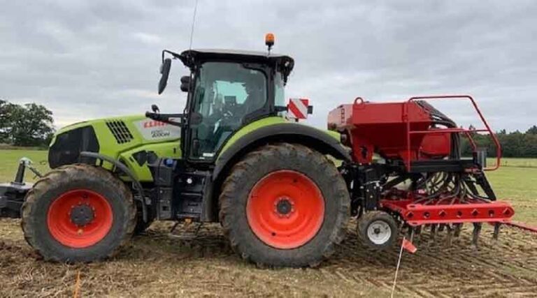 Hybrid barley cultivation trials: initial results from harvest 2022