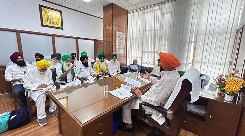 Punjab Agriculture Minister holds meeting with Sanyukat Kisan Morcha regarding agricultural issues