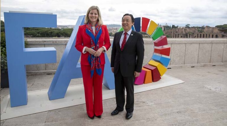 Bilateral meeting with the Minister for Foreign Trade and Development Cooperation of the Kingdom of the Netherlands - Liesje Schreinemacher