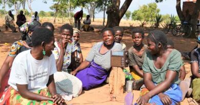 Radio campaign seeks to break down barriers to gender-equitable agricultural extension services