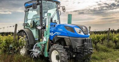 New Comfort Ride™ cab for T4V and T4N vineyard tractors launched at SITEVI 2023