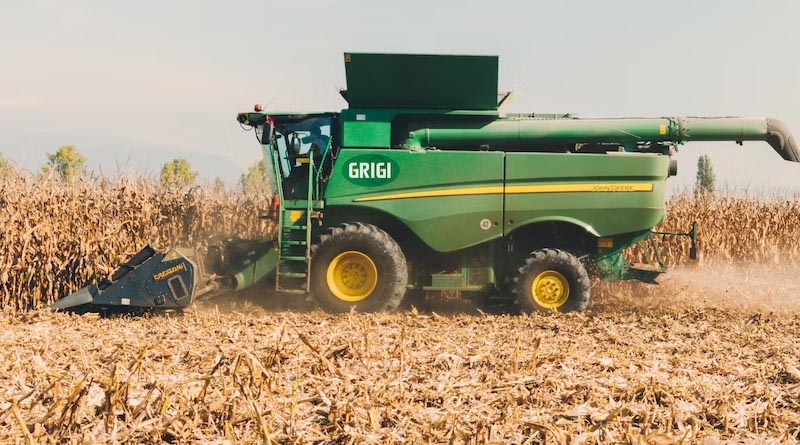 Farmers in India can avail up to 50% or 11 lakh subsidy on Combine Harvester