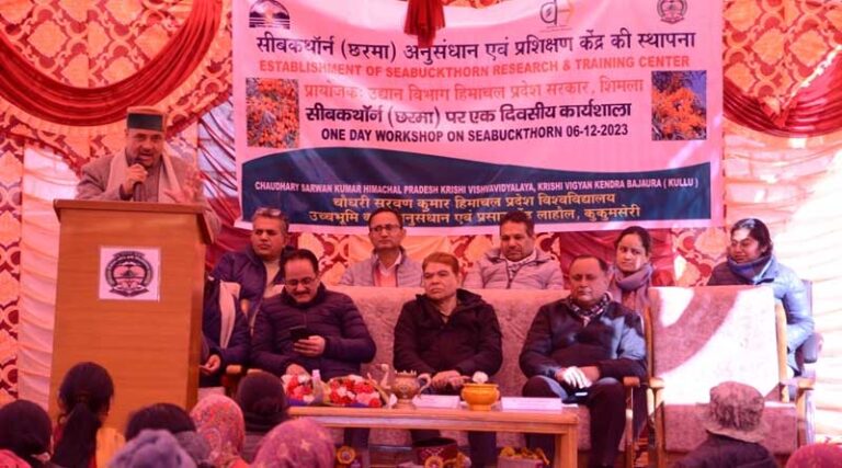 Dr. D.K. Vatsa, Vice-Chancellor appreciates hard working farmers of Lahaul