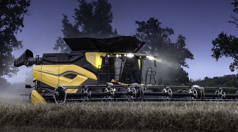 Good Design Award 2023. New Holland wins with CR11 Combine Harvester and with T4 Electric Power Tractor