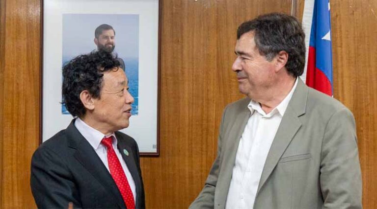 Meeting with H.E. Esteban Valenzuela, Minister of Agriculture of Chile