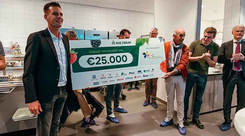 Rijk Zwaan opens new breeding greenhouse for berries