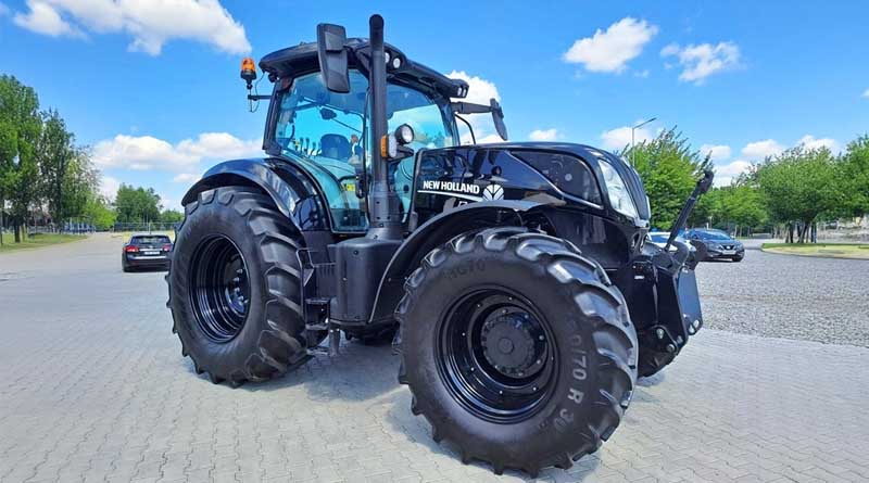Rolmax, the Authorized New Holland Dealer, Opens a Modernized Branch in Bialka, Poland