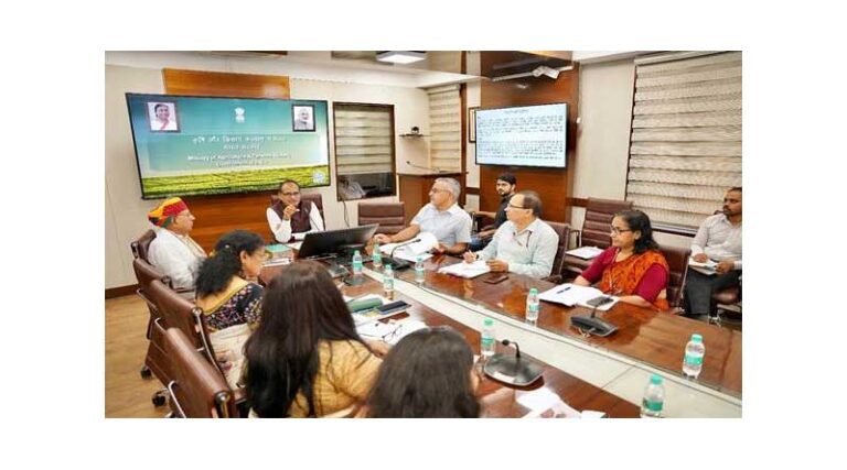 Union Agriculture & Farmers Welfare and Rural Development Minister Mr. Shivraj Singh Chouhan Reviews Progress of Kharif Sowing