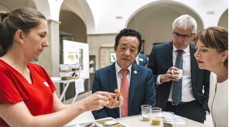 In Switzerland, the FAO Director-general Engages With Academia and Entrepreneurs in Agrifood Systems and Sustainability
