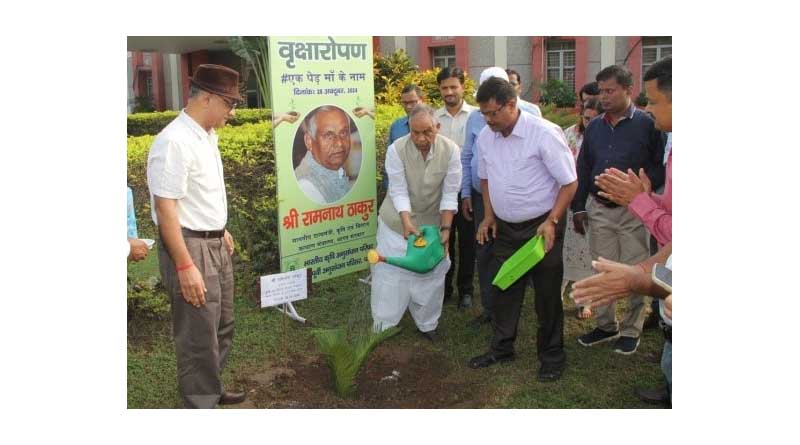 Mr. Ramnath Thakur, visits ICAR-RCER, Patna