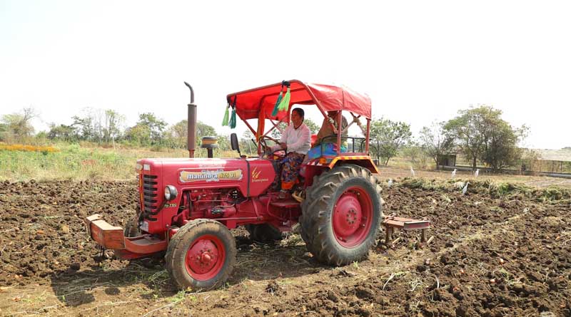 Unlocking Farm Success: How to Choose the Perfect HP Tractor for Your Needs!