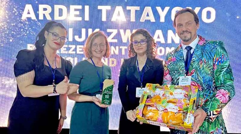 Tatayoyo Wins Best Product Award in Romania