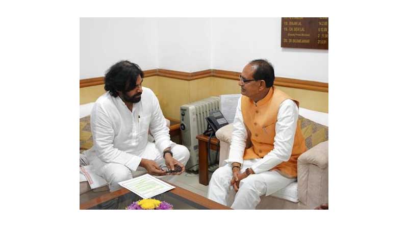 Deputy Chief Minister of Andhra Pradesh Mr. Pawan Kalyan calls on Union Agriculture & Farmers’ Welfare and Rural Development Minister Mr. Shivraj Singh Chouhan at New Delhi today