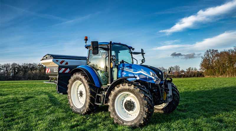 New Holland plans first UK display of new T5 Dual Command at LAMMA 2025