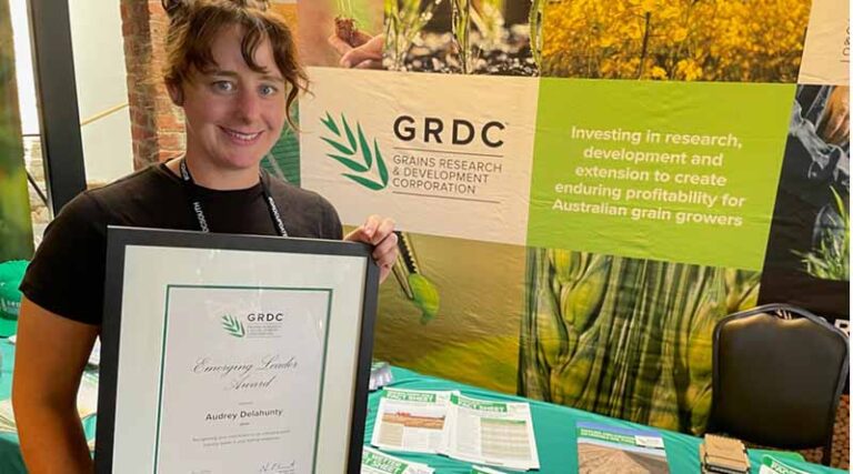 Victorian Agronomist And Scientist Each Win Grains Award