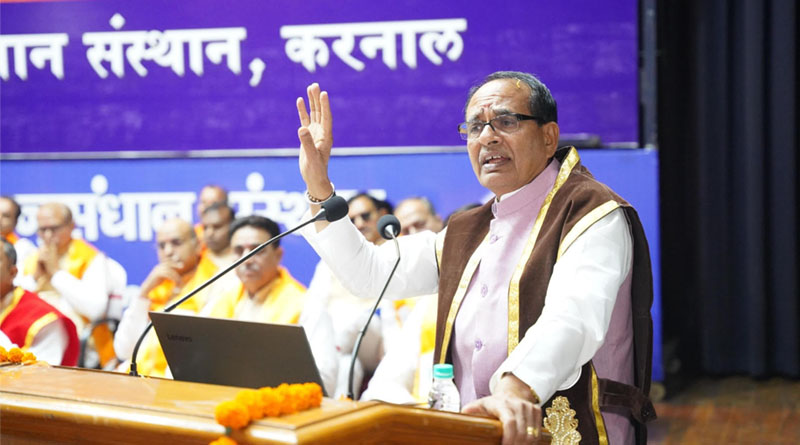 Union Agriculture Minister Urges Innovation and Collaboration at NDRI Convocation