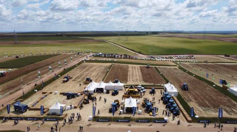 New Holland Displays Its Wide Range Of Products at DEMOAGRO 2025