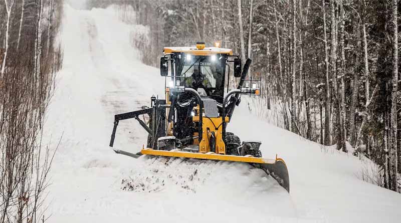 John Deere Debuts John Deere Path Snow Removal Mapping Solution