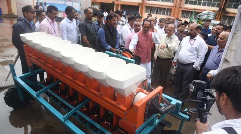 ICAR-CIAE Develops Tractor-Operated Plastic Mulch Layer-Cum-Planter to Streamline High-Value Crop Cultivation