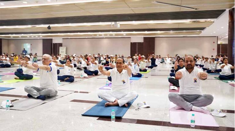 Mr. Shivraj Singh Chouhan Performs Yoga On The Occasion Of The 11th International Yoga Day