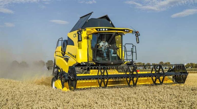 New Holland Boosts Performance With Header And Harvester Evolution