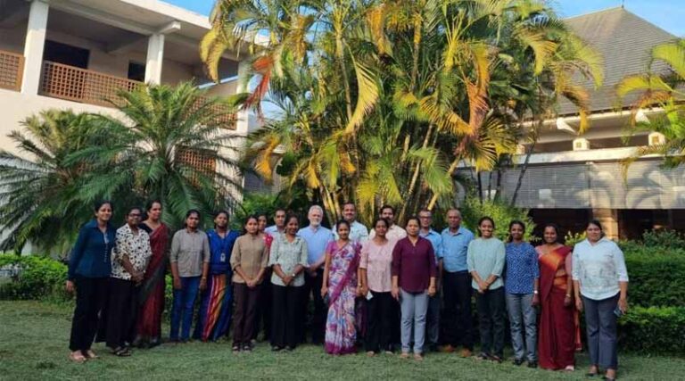 Training Sri Lanka’s Agro-dealers In Pesticide Risk Reduction