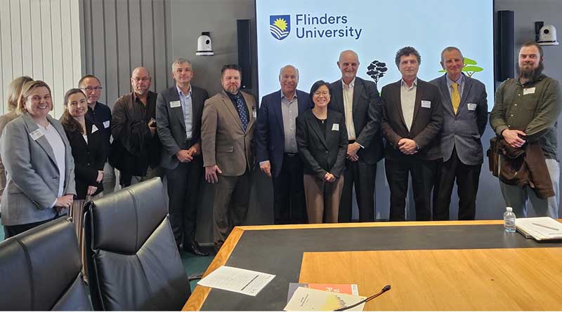 Growing partnership ‘Down Under’: CIFOR-ICRAF signs MoU with Flinders University, Australia