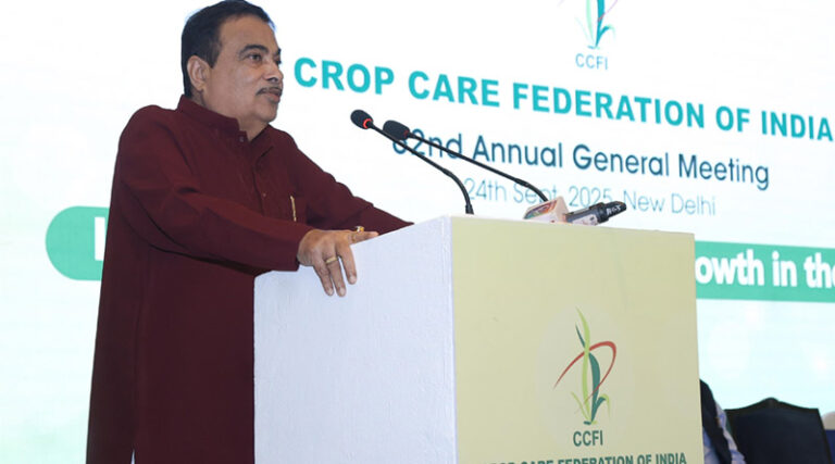 Nitin Gadkari Urges Self-Reliance in Agrochemicals at CCFI 62nd AGM in New Delhi