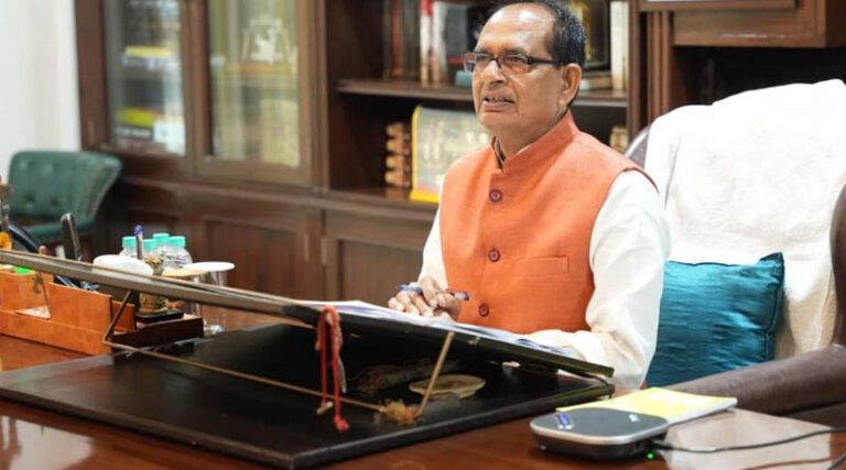 Union Agriculture Minister Approves Procurement of Pulses and Oilseeds in Uttar Pradesh and Gujarat to Benefit Farmers