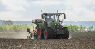 Fendt 313 Vario Gen5 Tractor – Power and Precision in One Package