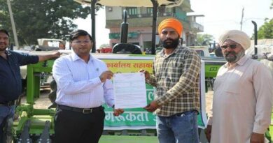 Government Support Helps Farmers in Central India Adopt Super Seeder Technology