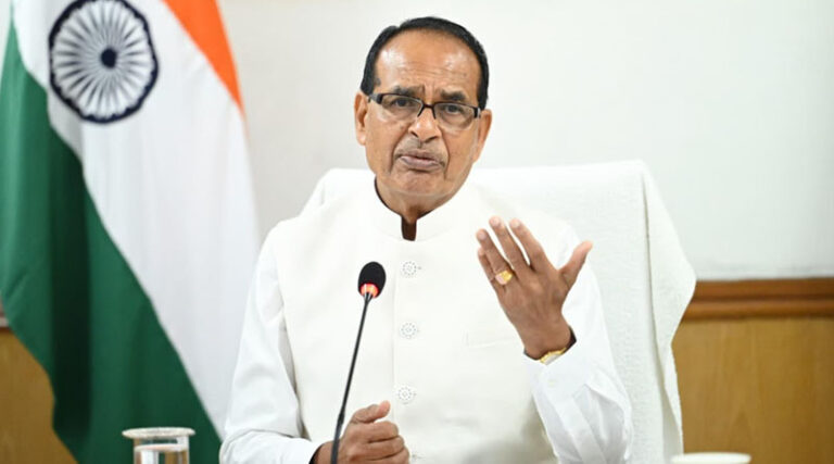 Cabinet Approves National Pulses Mission, Hikes MSP for Rabi Crops