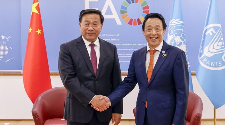 Bilateral meeting with H.E. Han Jun, Minister for Agriculture and Rural Affairs (MARA) of the People’s Republic of China