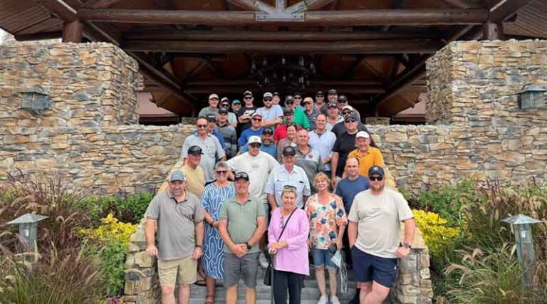 US Combine Tour Delivers Powerful Insights To Aussie/kiwi Farmers Before Machines Hit Local Fields