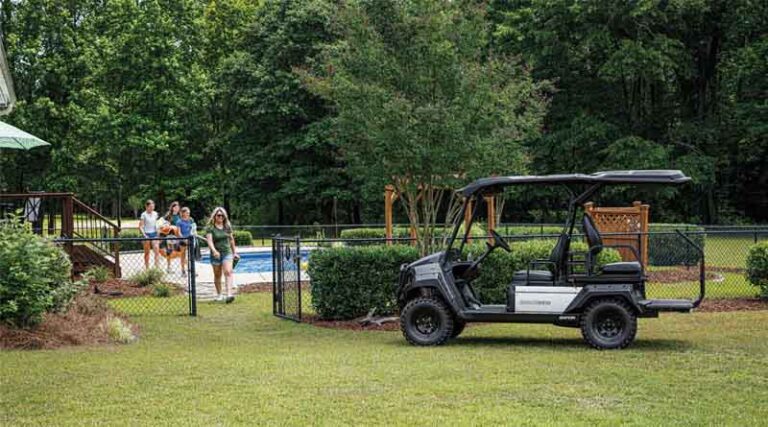 John Deere Introduces All-Electric Gator™ GX and GX Crew Utility Vehicles Built for Performance and Comfort
