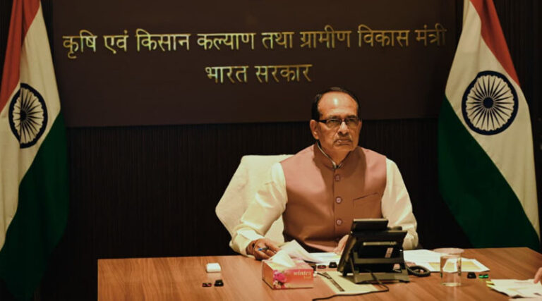 Shivraj Singh Chouhan Reviews Kharif Progress; Favourable Weather Boosts Crop Outlook