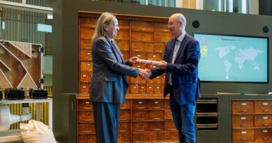 Official Approval For Rijk Zwaan’s Laboratory Underlines Quality And Collaboration Official Approval For Rijk Zwaan’s Laboratory Underlines Quality And Collaboration