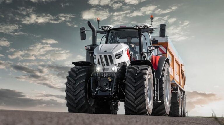 Hot News From Agritechnica 2025: The All-New STEYR® CERVUS CVT