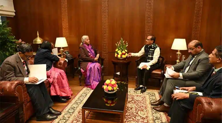 Union Minister Mr. Shivraj Singh Chouhan meets Union Finance Minister Mrs. Nirmala Sitharaman in Delhi