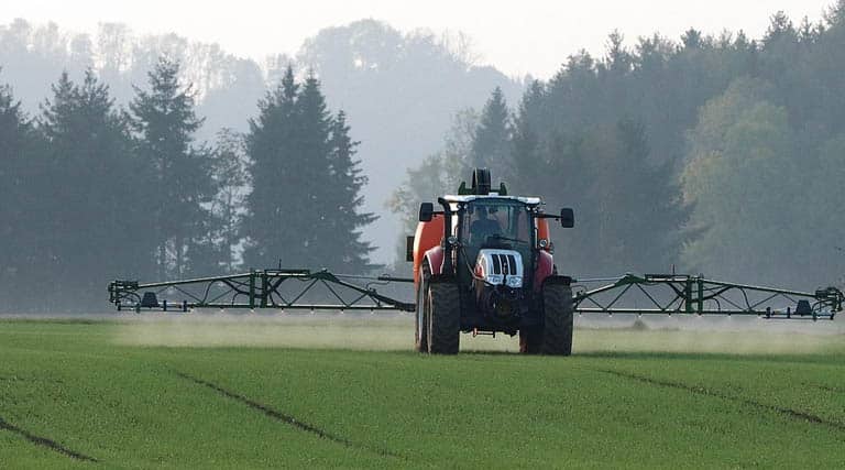 Brazil Approves 912 Pesticide Registrations in 2025