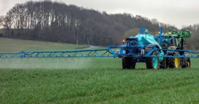 Government Ensures Timely Availability of Seeds and Fertilizers for Farmers Government Ensures Timely Availability of Seeds and Fertilizers for Farmers