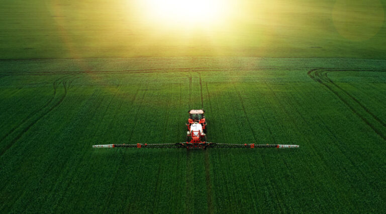 Center for Food Safety Sues FWS to Force Release of Dicamba Documents