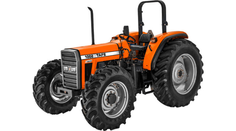 TAFE 1002 4WD – 100 HP Turbocharged Flagship of the TAFE Tractors Classic Series