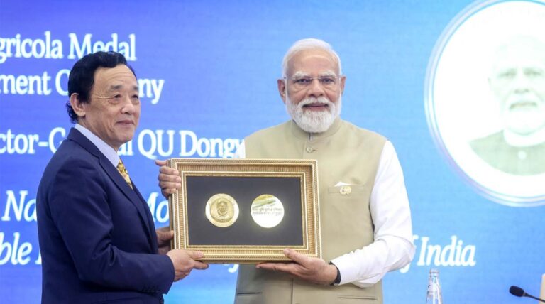 FAO Director General honours India’s Prime Minister Narendra Modi with FAO’s prestigious Agricola Medal