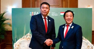 Bilateral meeting with H.E. Ilich Marsbek Uulu, First Deputy Minister for Water Resources, Agriculture and Processing Industry of the Kyrgyz Republic