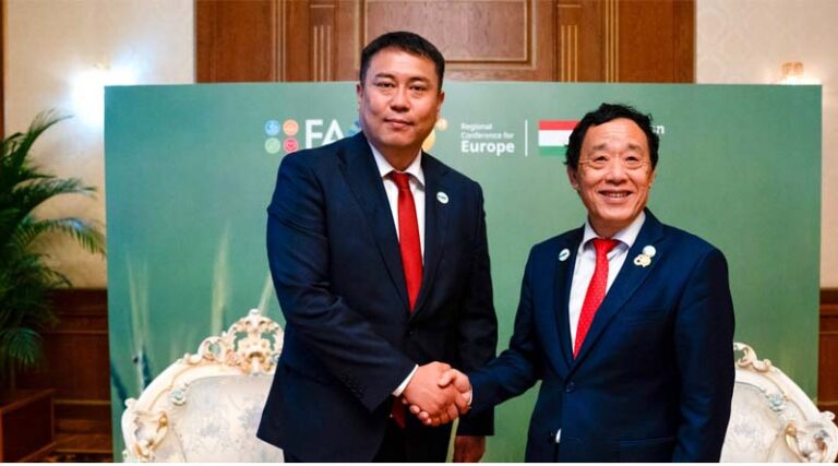Bilateral meeting with H.E. Ilich Marsbek Uulu, First Deputy Minister for Water Resources, Agriculture and Processing Industry of the Kyrgyz Republic